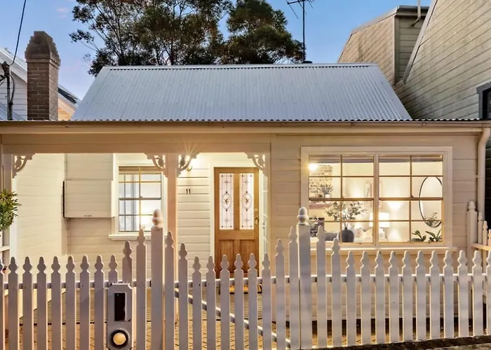 Balmain 2 Bed Cottage - New Listing