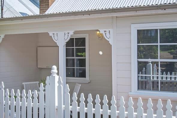 Balmain 2 Bed - New Listing Sydney